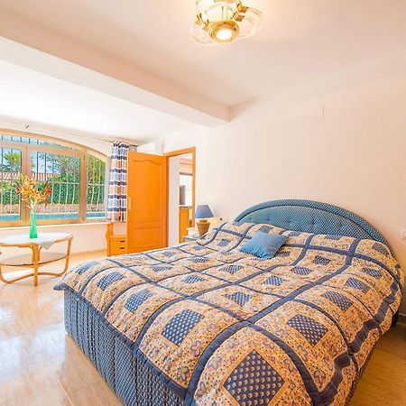 Villa Cronos - Plusholidays Калпе Екстериор снимка