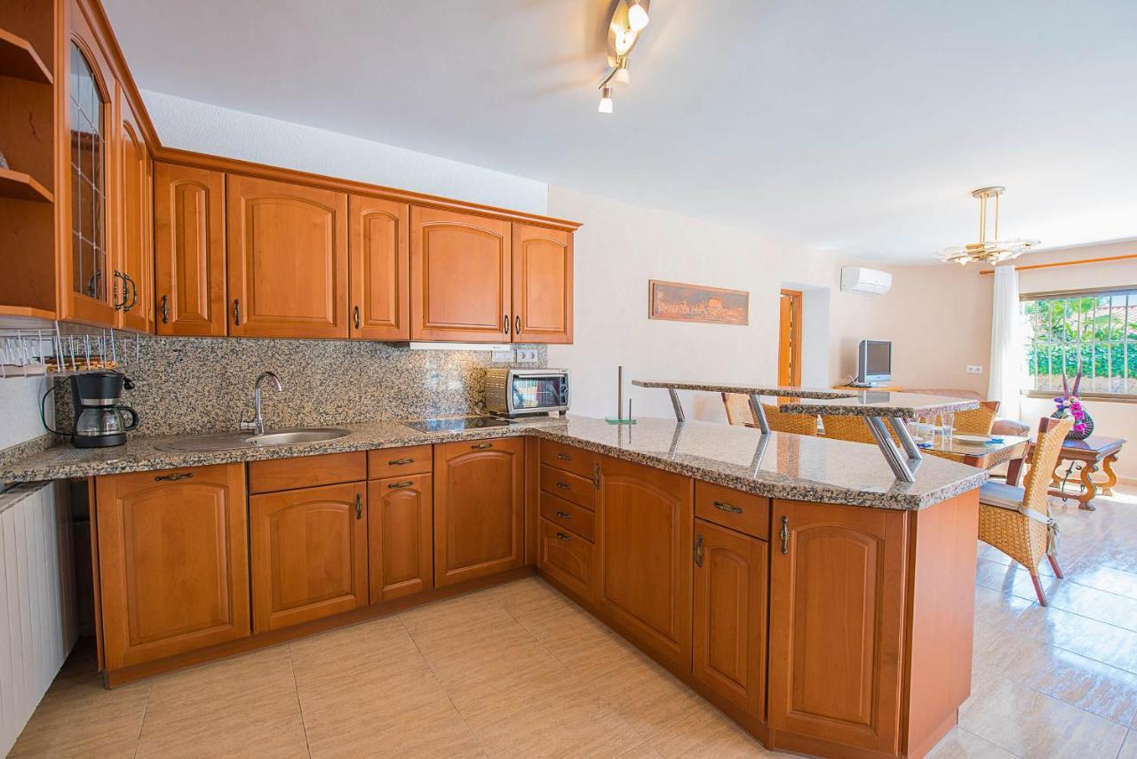 Villa Cronos - Plusholidays Калпе Екстериор снимка